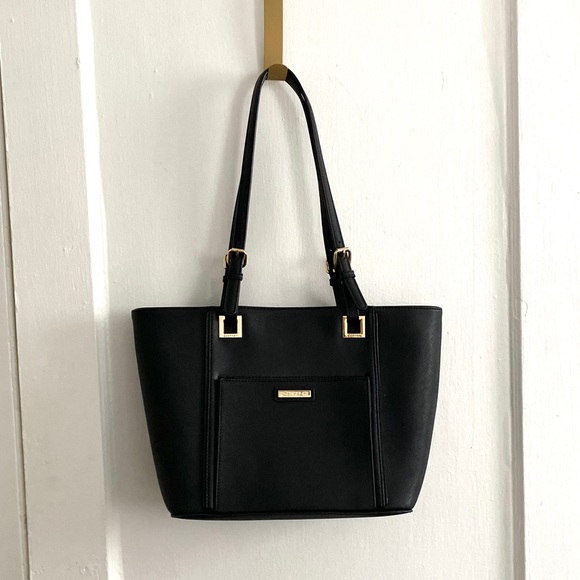 Calvin Klein Handbags - Calvin Klein Black Tote